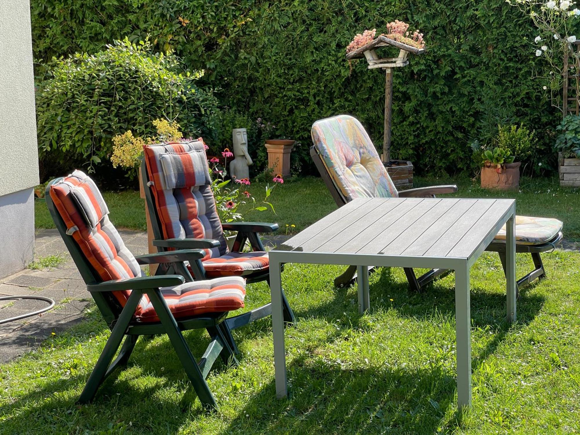 Gästezimmer mit Garten / 20 Minuten bis Messe Nürnberg Exterior foto