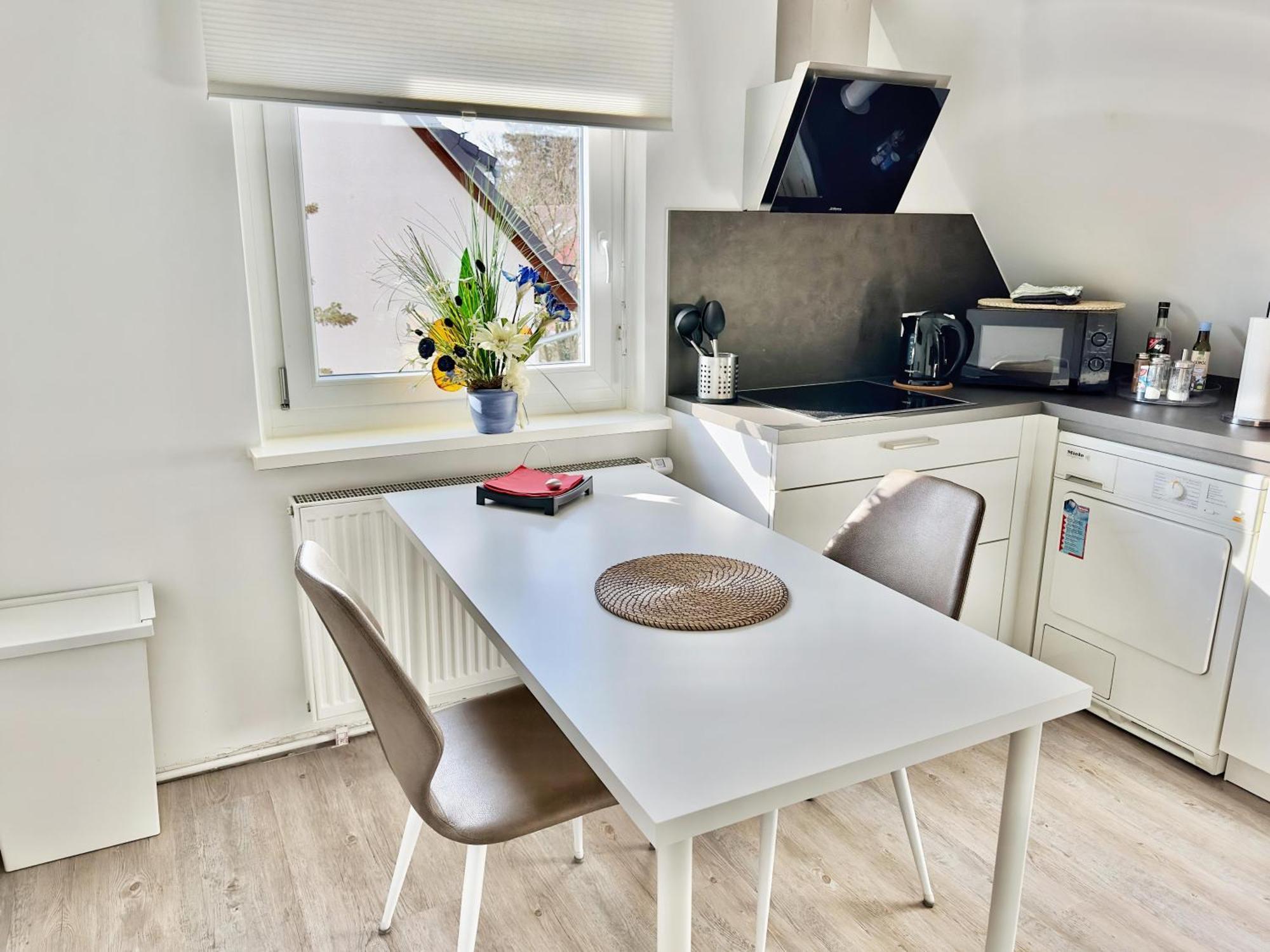 Gästezimmer mit Garten / 20 Minuten bis Messe Nürnberg Exterior foto